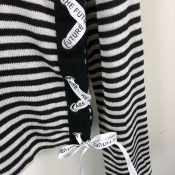 H&M We Are The Future Tie Top - Picture 3 of 3